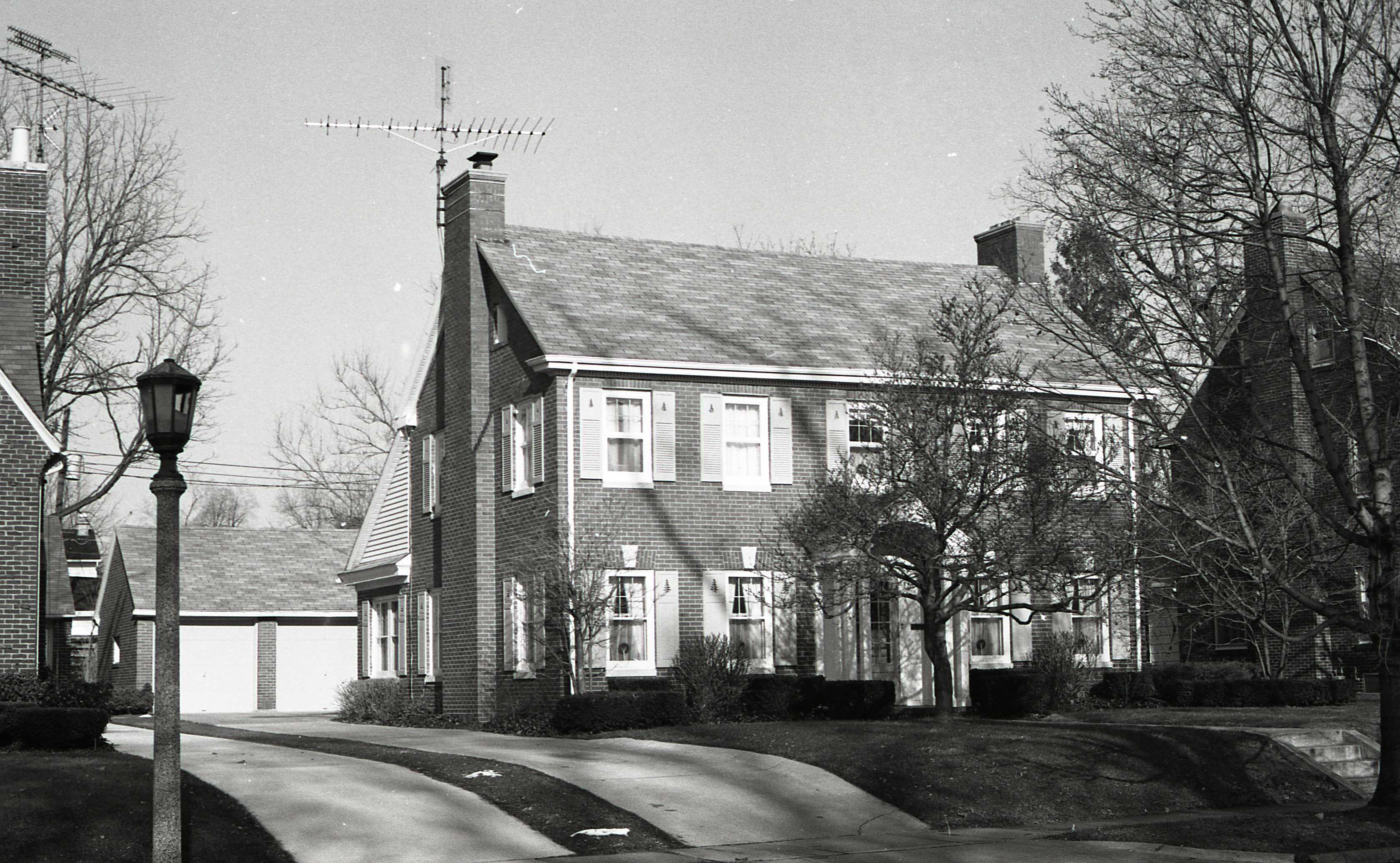 1321 East Wayne Street South